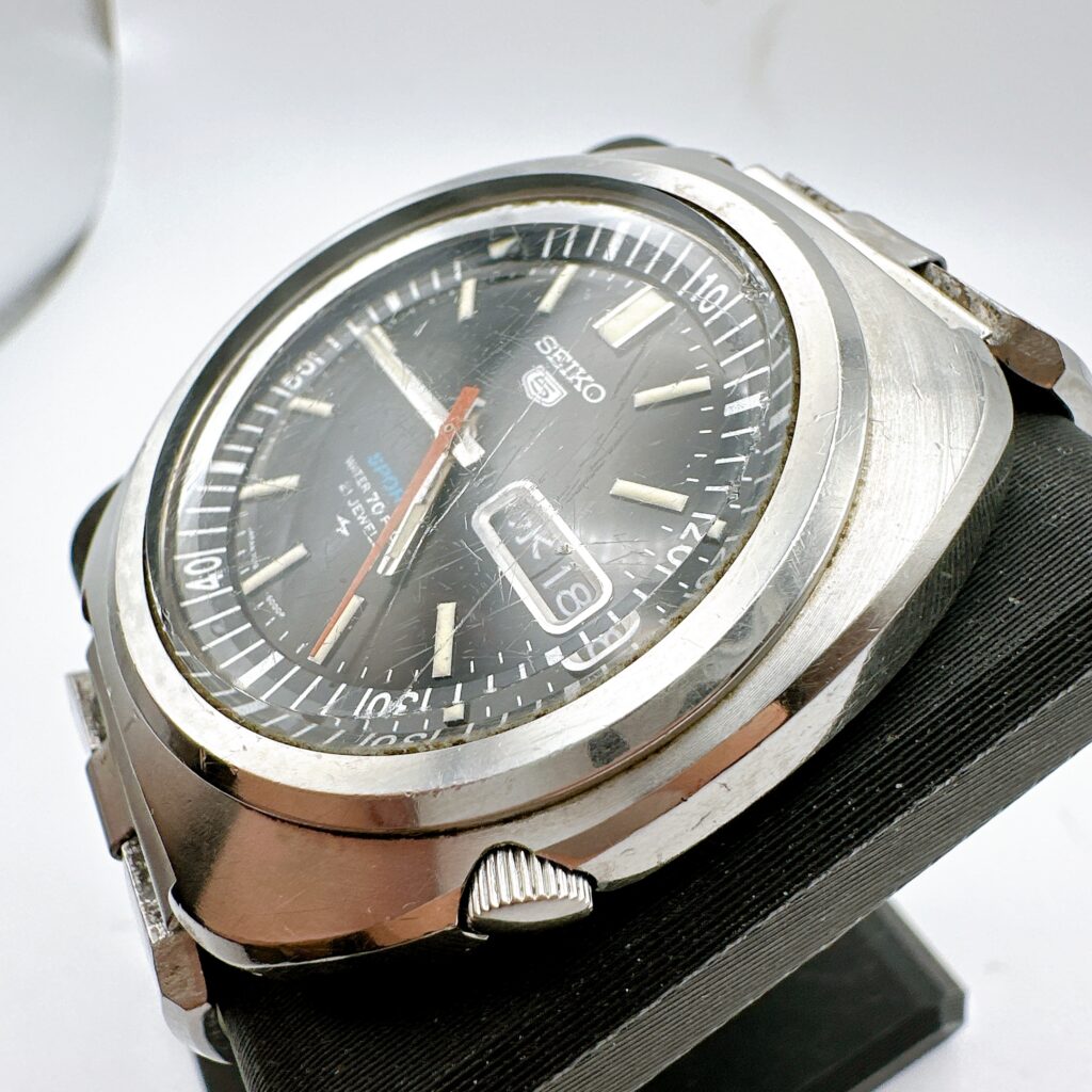 SEIKO 5 Sports 6119-6020 着用イメージ